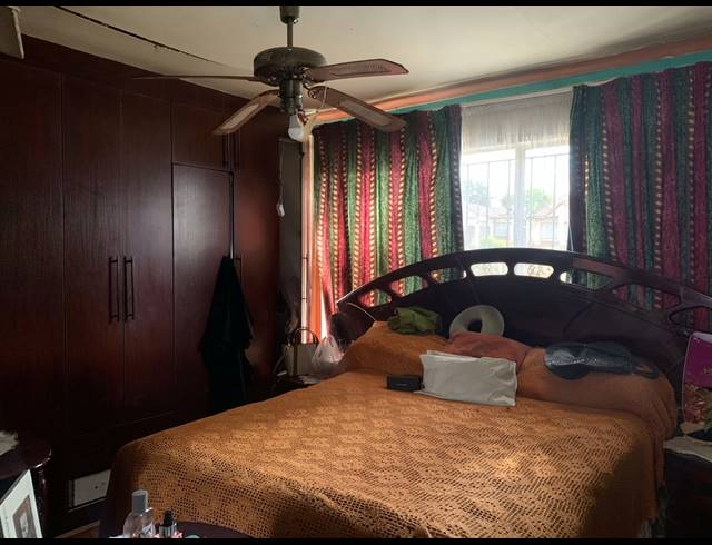 3 BEDROOM HOUSE FOR SALE IN LAKESIDE